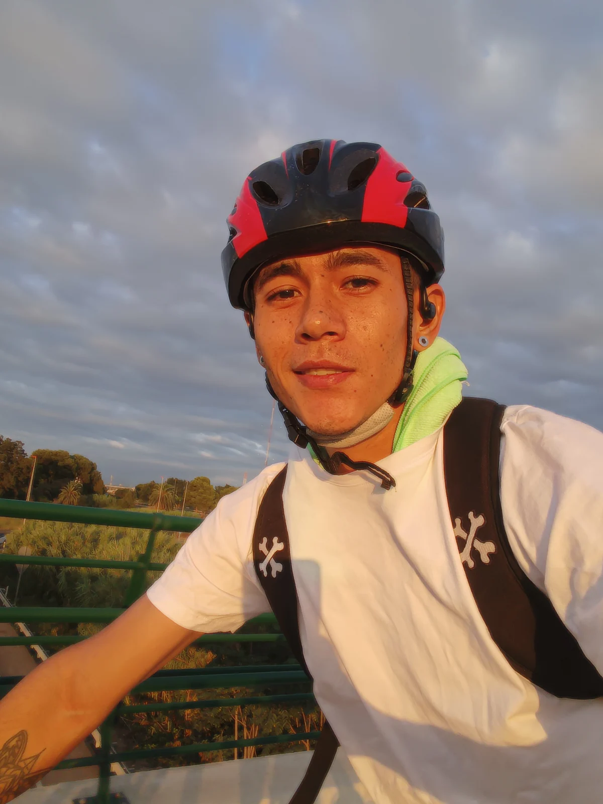 Vamos a montar bici, trotar, vamos a nadar a la playa...